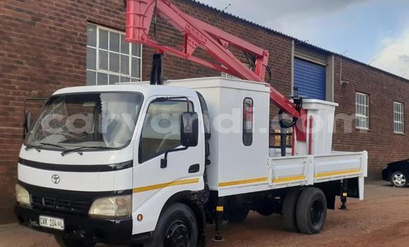 Buy Used Toyota Dyna White Truck in Lusaka in Zambia Buy Used Toyota Dyna White Truck in Lusaka in Zambia