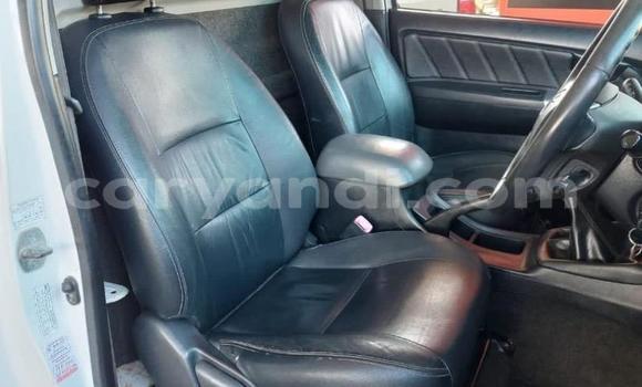 Nunua Ilio tumika Toyota Hilux Nyeupe Gari ndani ya Lusaka nchini Zambia Nunua Ilio tumika Toyota Hilux Nyeupe Gari ndani ya Lusaka nchini Zambia