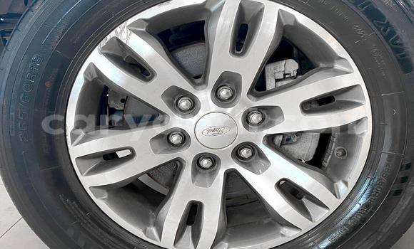 Acheter Occasion Voiture Ford Everest Blanc à Lusaka, Zambie Acheter Occasion Voiture Ford Everest Blanc à Lusaka, Zambie