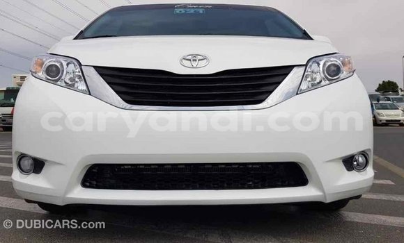 Buy Import Toyota Sienna White Car in Import - Dubai in Zambia Buy Import Toyota Sienna White Car in Import - Dubai in Zambia