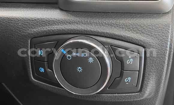 Acheter Occasion Voiture Ford Everest Blanc à Lusaka, Zambie Acheter Occasion Voiture Ford Everest Blanc à Lusaka, Zambie