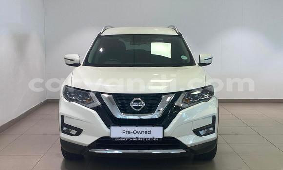 Acheter Occasion Voiture Nissan X–Trail Blanc à Lusaka, Zambie Acheter Occasion Voiture Nissan X–Trail Blanc à Lusaka, Zambie