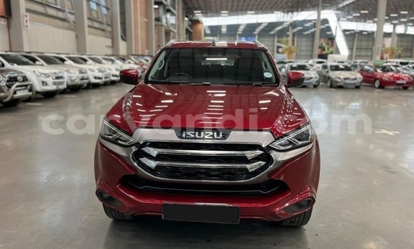 Acheter Occasion Voiture Isuzu MU-X Rouge à Lusaka, Zambie Acheter Occasion Voiture Isuzu MU-X Rouge à Lusaka, Zambie