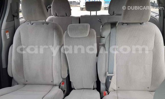 Buy Import Toyota Sienna White Car in Import - Dubai in Zambia Buy Import Toyota Sienna White Car in Import - Dubai in Zambia