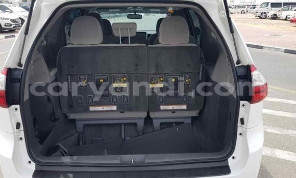Buy Import Toyota Sienna White Car in Import - Dubai in Zambia Buy Import Toyota Sienna White Car in Import - Dubai in Zambia