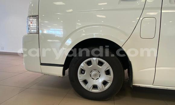 Acheter Occasion Voiture Toyota iQ Blanc à Lusaka, Zambie Acheter Occasion Voiture Toyota iQ Blanc à Lusaka, Zambie