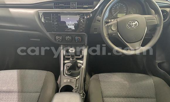 Acheter Occasion Voiture Toyota Corolla Blanc à Lusaka, Zambie Acheter Occasion Voiture Toyota Corolla Blanc à Lusaka, Zambie