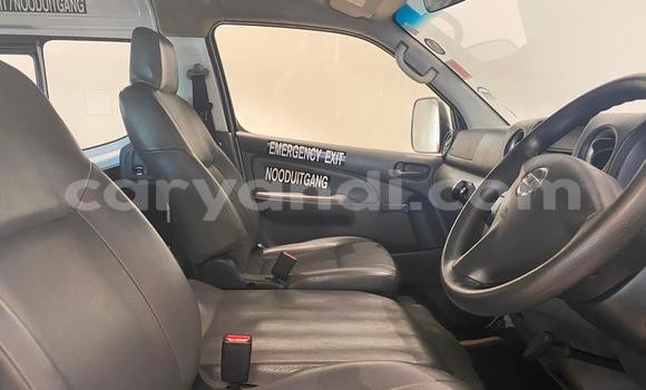 Nunua Ilio tumika Nissan NV350 Caravan Nyeupe Gari ndani ya Lusaka nchini Zambia Nunua Ilio tumika Nissan NV350 Caravan Nyeupe Gari ndani ya Lusaka nchini Zambia