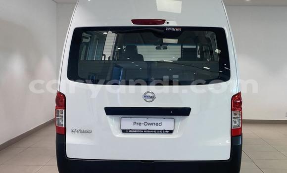 Nunua Ilio tumika Nissan NV350 Caravan Nyeupe Gari ndani ya Lusaka nchini Zambia Nunua Ilio tumika Nissan NV350 Caravan Nyeupe Gari ndani ya Lusaka nchini Zambia
