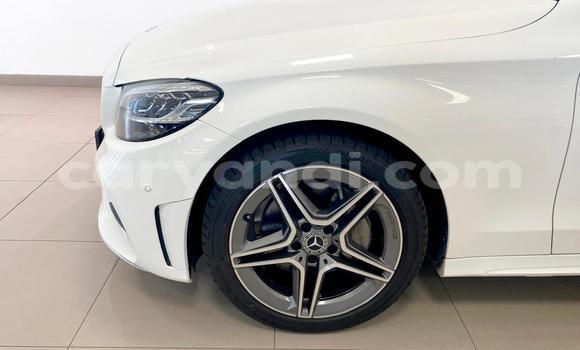 Buy Used Mercedes‒Benz C–Class White Car in Lusaka in Zambia Buy Used Mercedes‒Benz C–Class White Car in Lusaka in Zambia