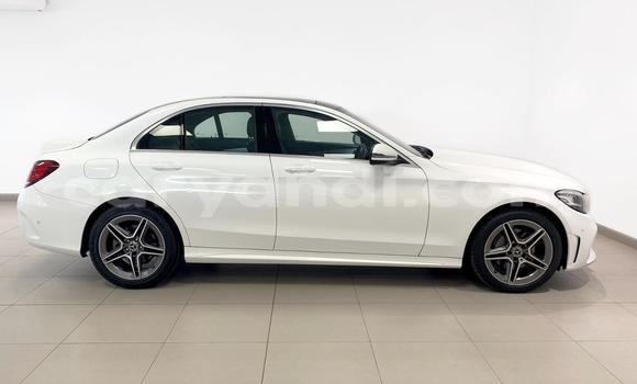 Buy Used Mercedes‒Benz C–Class White Car in Lusaka in Zambia Buy Used Mercedes‒Benz C–Class White Car in Lusaka in Zambia