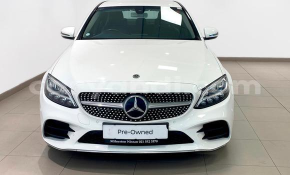 Buy Used Mercedes‒Benz C–Class White Car in Lusaka in Zambia Buy Used Mercedes‒Benz C–Class White Car in Lusaka in Zambia