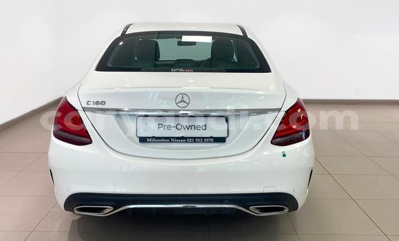 Buy Used Mercedes‒Benz C–Class White Car in Lusaka in Zambia Buy Used Mercedes‒Benz C–Class White Car in Lusaka in Zambia