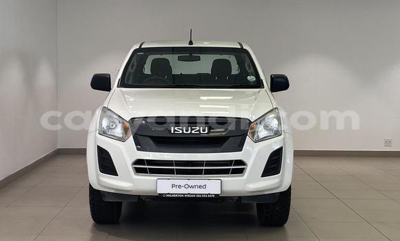 Nunua Ilio tumika Isuzu D–MAX Nyeupe Gari ndani ya Lusaka nchini Zambia Nunua Ilio tumika Isuzu D–MAX Nyeupe Gari ndani ya Lusaka nchini Zambia