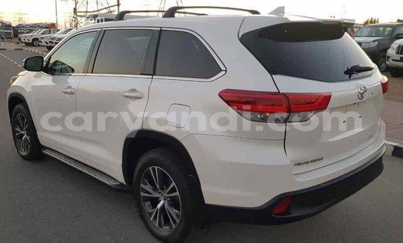 Buy Import Toyota Highlander White Car in Import - Dubai in Zambia Buy Import Toyota Highlander White Car in Import - Dubai in Zambia
