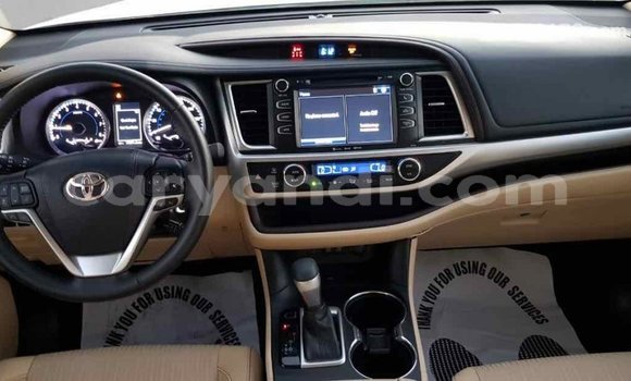 Buy Import Toyota Highlander White Car in Import - Dubai in Zambia Buy Import Toyota Highlander White Car in Import - Dubai in Zambia