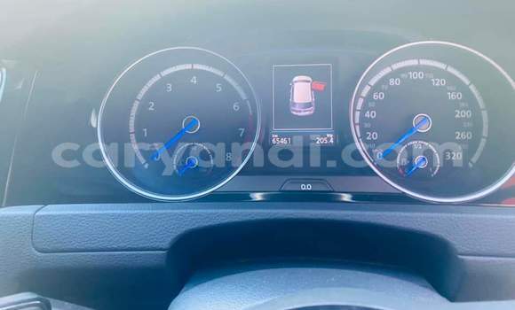 Nunua Ilio tumika Volkswagen Golf R Nyeupe Gari ndani ya Lusaka nchini Zambia Nunua Ilio tumika Volkswagen Golf R Nyeupe Gari ndani ya Lusaka nchini Zambia