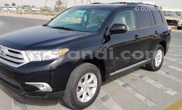 Tenga Imported Toyota Highlander Nhema Mota in Import - Dubai in Zambia Tenga Imported Toyota Highlander Nhema Mota in Import - Dubai in Zambia
