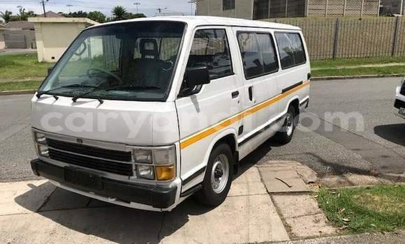 Acheter Occasion Voiture Toyota Hiace Blanc à Lusaka, Zambie Acheter Occasion Voiture Toyota Hiace Blanc à Lusaka, Zambie