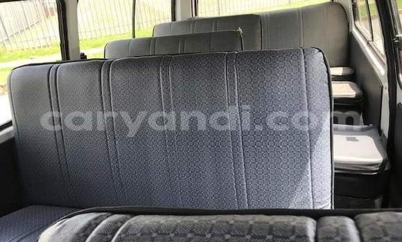 Acheter Occasion Voiture Toyota Hiace Blanc à Lusaka, Zambie Acheter Occasion Voiture Toyota Hiace Blanc à Lusaka, Zambie