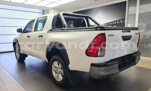 Buy Used Toyota Hilux White Car in Lusaka in Zambia Buy Used Toyota Hilux White Car in Lusaka in Zambia