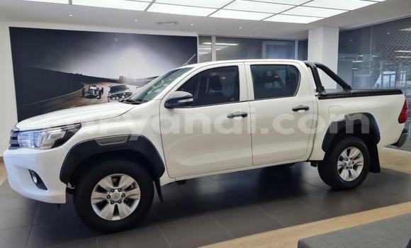 Buy Used Toyota Hilux White Car in Lusaka in Zambia Buy Used Toyota Hilux White Car in Lusaka in Zambia