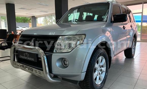 Buy Used Mitsubishi Pajero Silver Car in Lusaka in Zambia Buy Used Mitsubishi Pajero Silver Car in Lusaka in Zambia