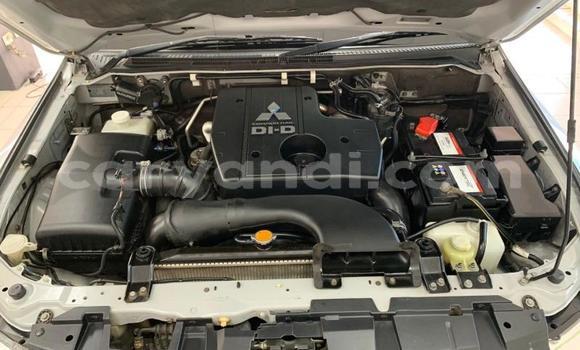 Buy Used Mitsubishi Pajero Silver Car in Lusaka in Zambia Buy Used Mitsubishi Pajero Silver Car in Lusaka in Zambia