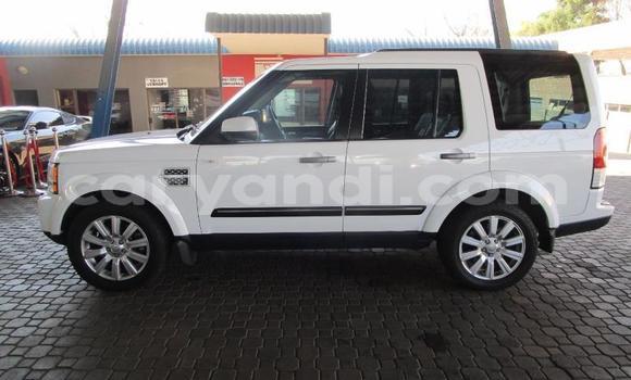 Nunua Ilio tumika Land Rover Discovery Nyeupe Gari ndani ya Lusaka nchini Zambia Nunua Ilio tumika Land Rover Discovery Nyeupe Gari ndani ya Lusaka nchini Zambia