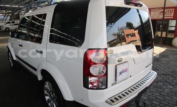 Nunua Ilio tumika Land Rover Discovery Nyeupe Gari ndani ya Lusaka nchini Zambia Nunua Ilio tumika Land Rover Discovery Nyeupe Gari ndani ya Lusaka nchini Zambia