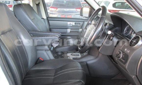Nunua Ilio tumika Land Rover Discovery Nyeupe Gari ndani ya Lusaka nchini Zambia Nunua Ilio tumika Land Rover Discovery Nyeupe Gari ndani ya Lusaka nchini Zambia