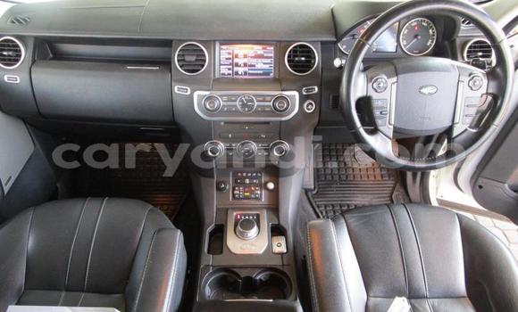 Nunua Ilio tumika Land Rover Discovery Nyeupe Gari ndani ya Lusaka nchini Zambia Nunua Ilio tumika Land Rover Discovery Nyeupe Gari ndani ya Lusaka nchini Zambia