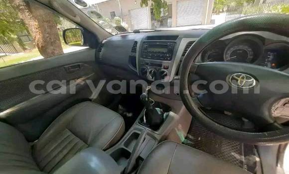 Buy Used Toyota Hilux White Car in Choma in Southern Buy Used Toyota Hilux White Car in Choma in Southern