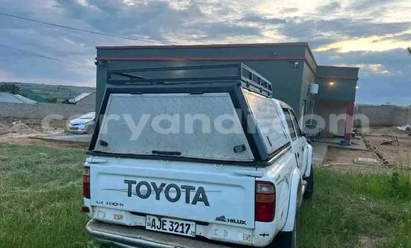 Buy Used Toyota Hilux White Car in Chipata in Zambia Buy Used Toyota Hilux White Car in Chipata in Zambia