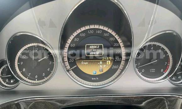 Buy Used Mercedes‒Benz E–Class Black Car in Chingola in Zambia Buy Used Mercedes‒Benz E–Class Black Car in Chingola in Zambia