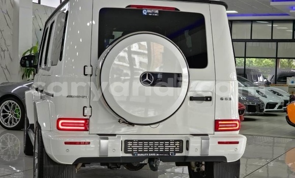 Tenga Tsaru Mercedes‒Benz G-klasse Chena Mota in Chingola in Zambia Tenga Tsaru Mercedes‒Benz G-klasse Chena Mota in Chingola in Zambia