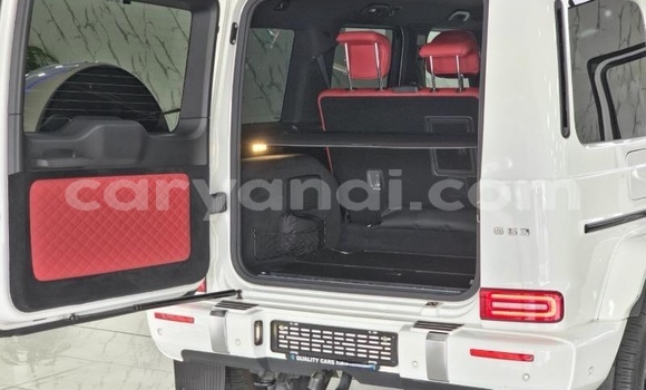 Tenga Tsaru Mercedes‒Benz G-klasse Chena Mota in Chingola in Zambia Tenga Tsaru Mercedes‒Benz G-klasse Chena Mota in Chingola in Zambia