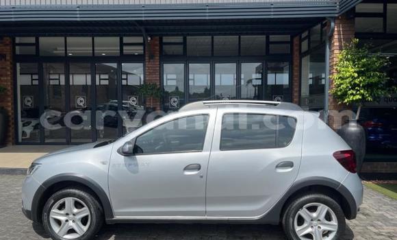 Tenga Tsaru Renault Sandero Sirivha Mota in Kabwe in Zambia Tenga Tsaru Renault Sandero Sirivha Mota in Kabwe in Zambia