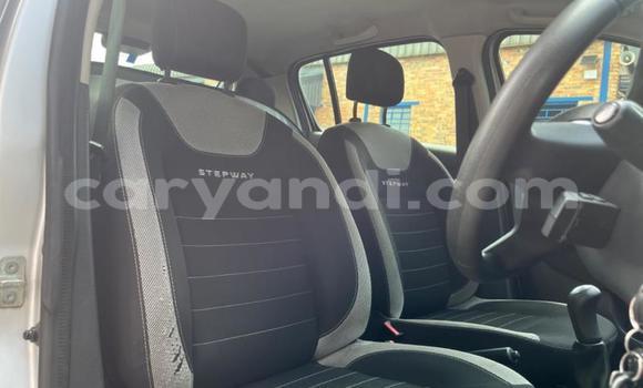 Tenga Tsaru Renault Sandero Sirivha Mota in Kabwe in Zambia Tenga Tsaru Renault Sandero Sirivha Mota in Kabwe in Zambia