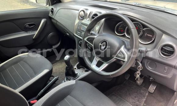 Tenga Tsaru Renault Sandero Sirivha Mota in Kabwe in Zambia Tenga Tsaru Renault Sandero Sirivha Mota in Kabwe in Zambia