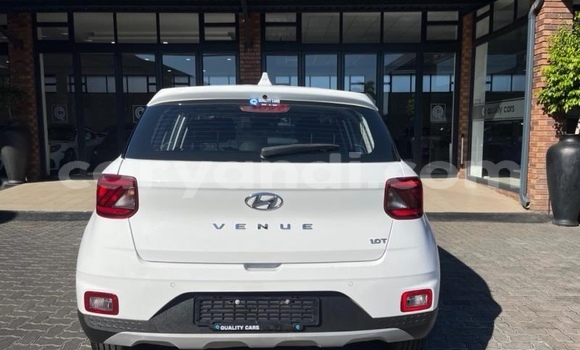 Nunua Ilio tumika Hyundai Verna Nyeupe Gari ndani ya Kabwe nchini Zambia Nunua Ilio tumika Hyundai Verna Nyeupe Gari ndani ya Kabwe nchini Zambia