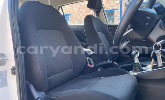 Nunua Ilio tumika Hyundai Verna Nyeupe Gari ndani ya Kabwe nchini Zambia Nunua Ilio tumika Hyundai Verna Nyeupe Gari ndani ya Kabwe nchini Zambia