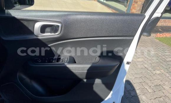 Nunua Ilio tumika Hyundai Verna Nyeupe Gari ndani ya Kabwe nchini Zambia Nunua Ilio tumika Hyundai Verna Nyeupe Gari ndani ya Kabwe nchini Zambia