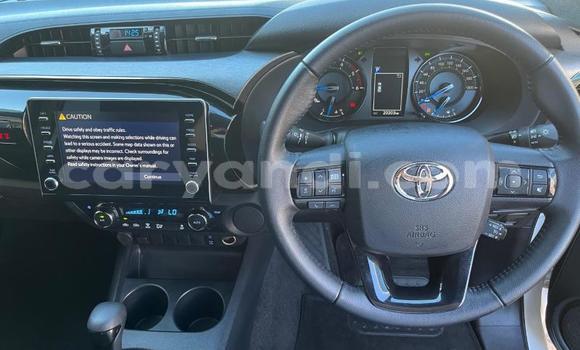 Buy Used Toyota Hilux White Car in Kabwe in Zambia Buy Used Toyota Hilux White Car in Kabwe in Zambia