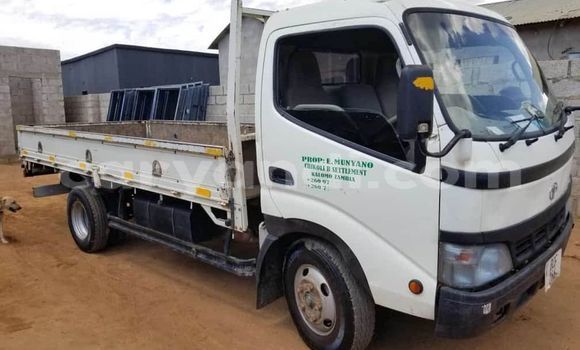 Tenga Tsaru Toyota Dyna Zvimwe Mota in Lusaka in Zambia Tenga Tsaru Toyota Dyna Zvimwe Mota in Lusaka in Zambia