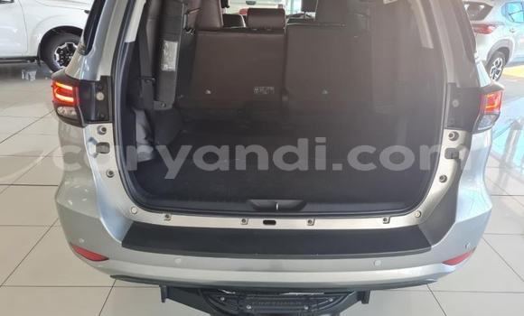 Tenga Tsaru Toyota Fortuner Sirivha Mota in Kabwe in Zambia Tenga Tsaru Toyota Fortuner Sirivha Mota in Kabwe in Zambia