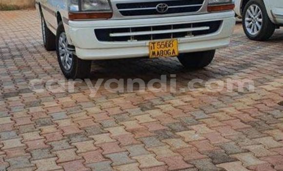 Nunua Ilio tumika Toyota Hiace Nyingine Gari ndani ya Lusaka nchini Zambia Nunua Ilio tumika Toyota Hiace Nyingine Gari ndani ya Lusaka nchini Zambia