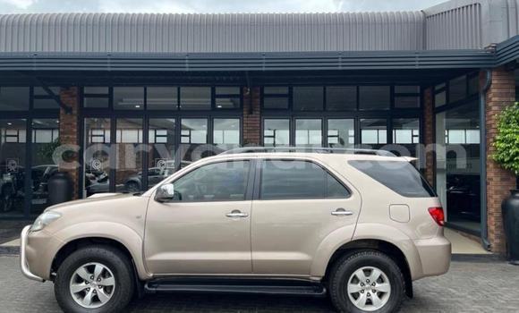 Tenga Tsaru Toyota Fortuner Zvimwe Mota in Kabwe in Zambia Tenga Tsaru Toyota Fortuner Zvimwe Mota in Kabwe in Zambia