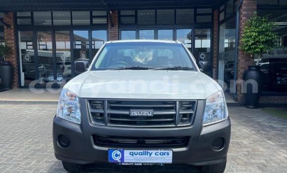 Buy Used Isuzu KB White Car in Kabwe in Zambia Buy Used Isuzu KB White Car in Kabwe in Zambia