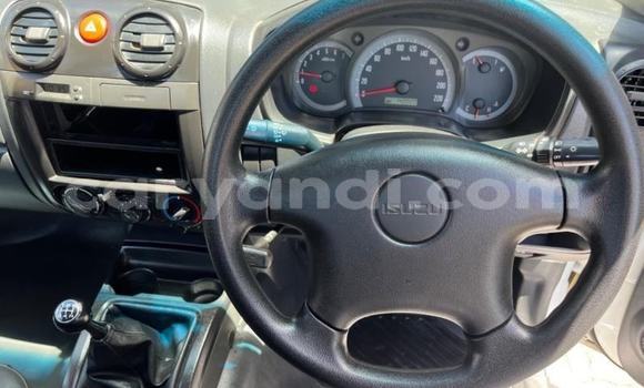 Buy Used Isuzu KB White Car in Kabwe in Zambia Buy Used Isuzu KB White Car in Kabwe in Zambia